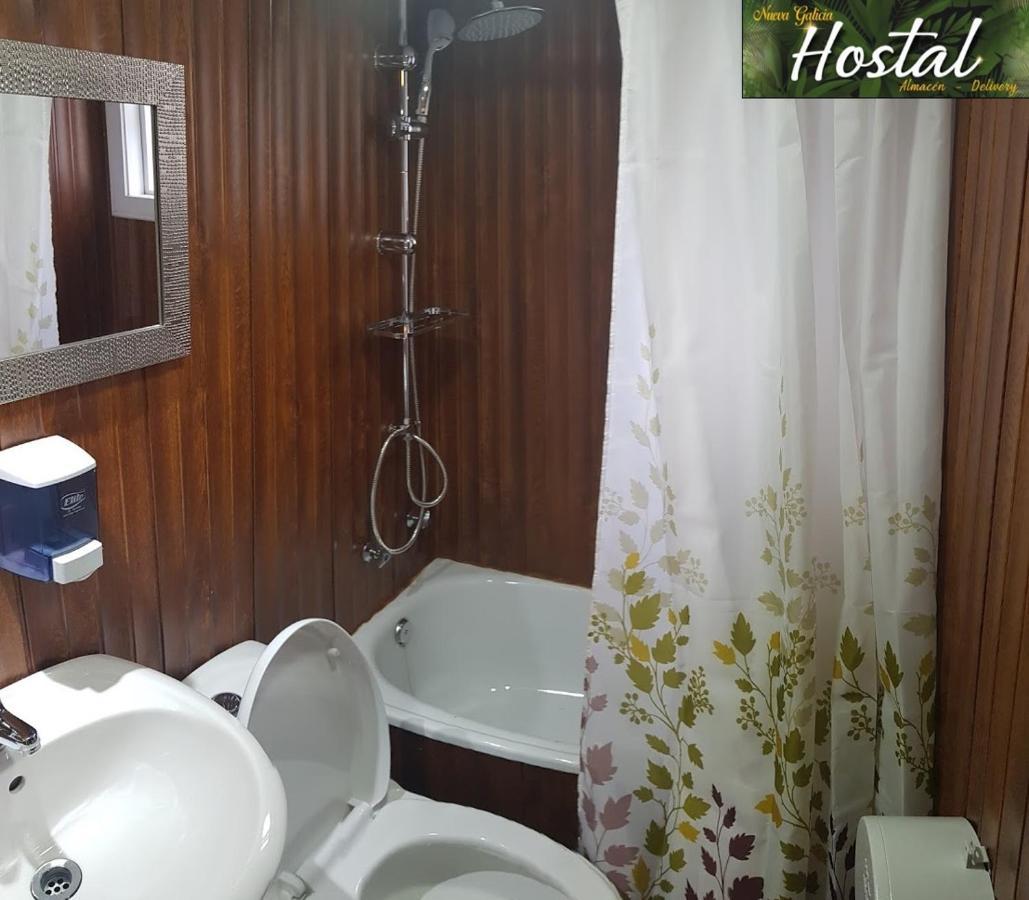 Hostal Nueva Galicia Castro Bagian luar foto